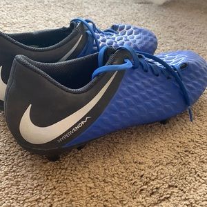 Men’s Nike Hypervenom Soccer Cleats, size 11